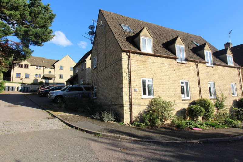 2 Bedroom Flat To Rent In William Bliss Avenue, Chipping Norton, OX7