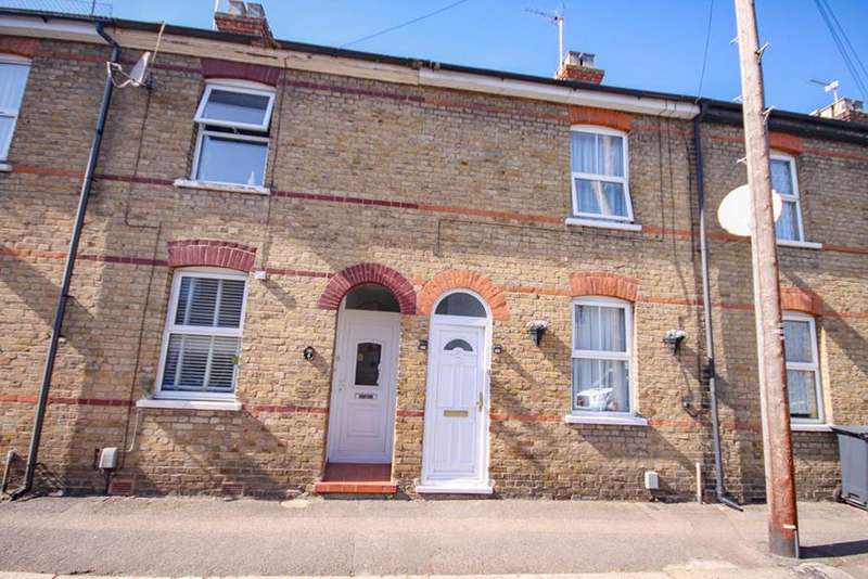 2 Bedroom Property For Sale In Park Road, Waltham Cross, Hertfordshire, EN8