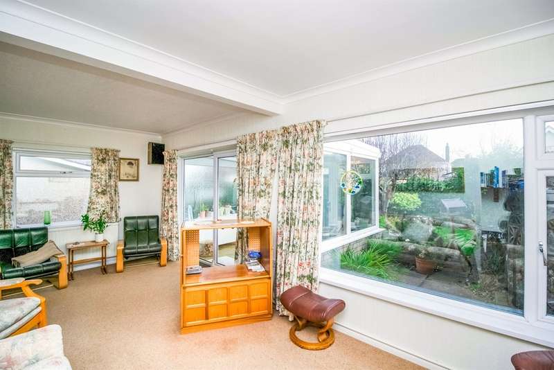 3 Bedroom Detached House For Sale In Penylan Avenue, Porthcawl, CF36