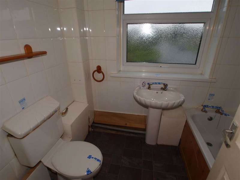 2 Bedroom Apartment Flat Under Offer In Greystoke Place, Cramlington, NE23