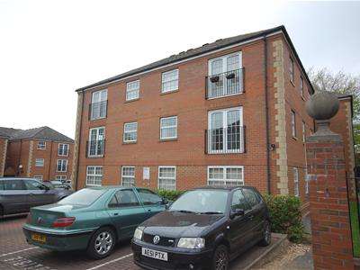 2 Bedroom Flat To Rent In St Bartholomews House, Latymer Court, Northampton, NN1