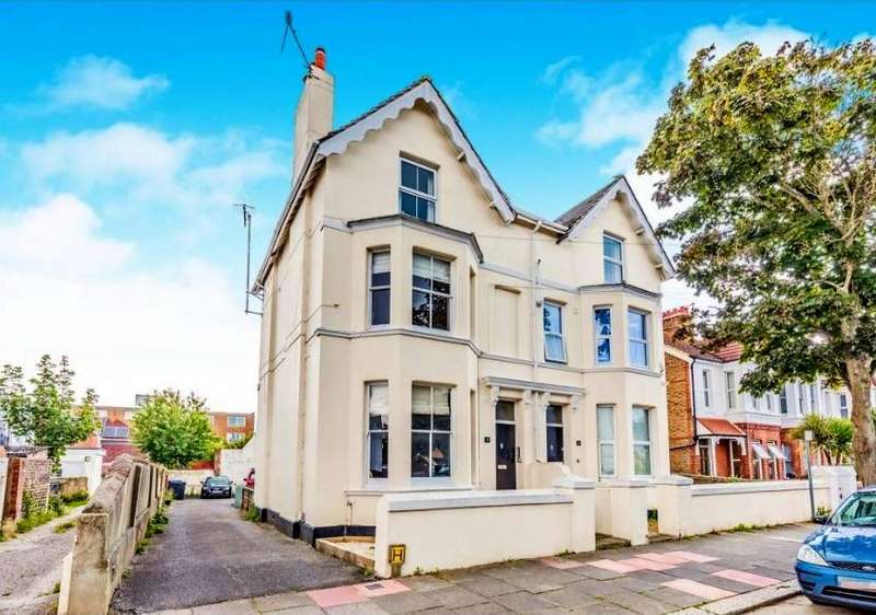 Houses to rent in Worthing, West Sussex