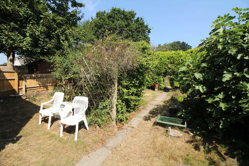 3 Bedroom Semi Detached For Sale In Sandy Lane, Upton, BH16