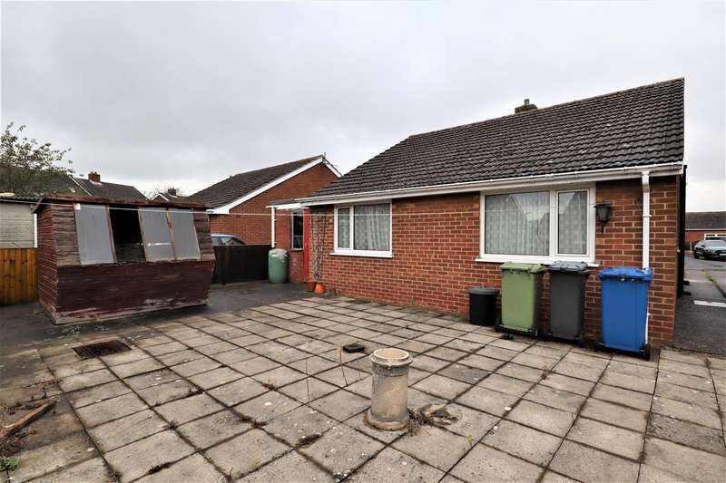 2 Bedroom Detached Bungalow For Sale In St Lukes Close, Cherry