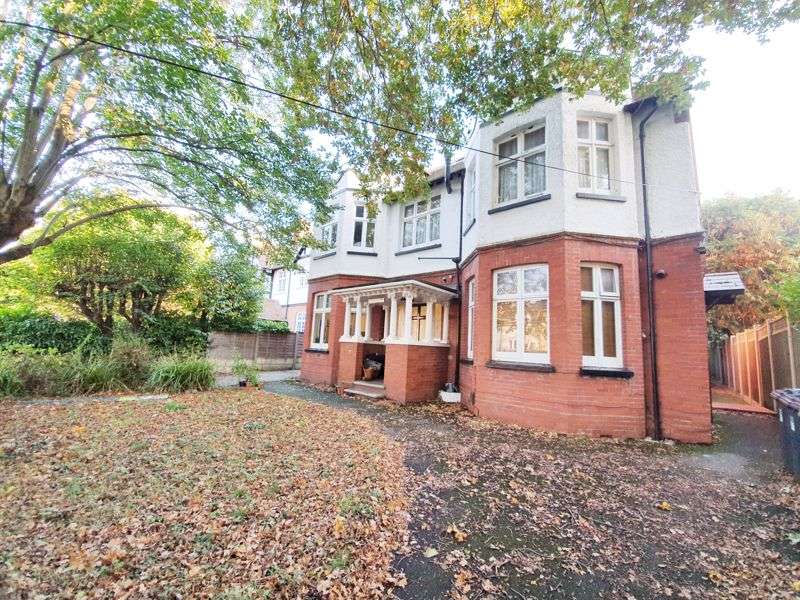 Home To Rent In Cavendish Road, Redhill, Surrey, RH1