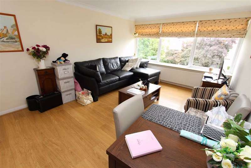 2 Bedroom Flat For Sale In The Ridgeway, Chingford, London, E4