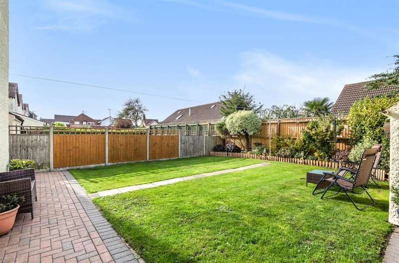 4 Bedroom Detached House For Sale In Sunningdale Drive, Skegness, PE25