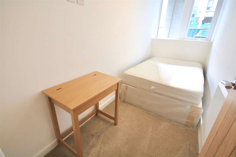 2 Bedroom Flat For Sale In Enterprise House, Isambard Brunel Road