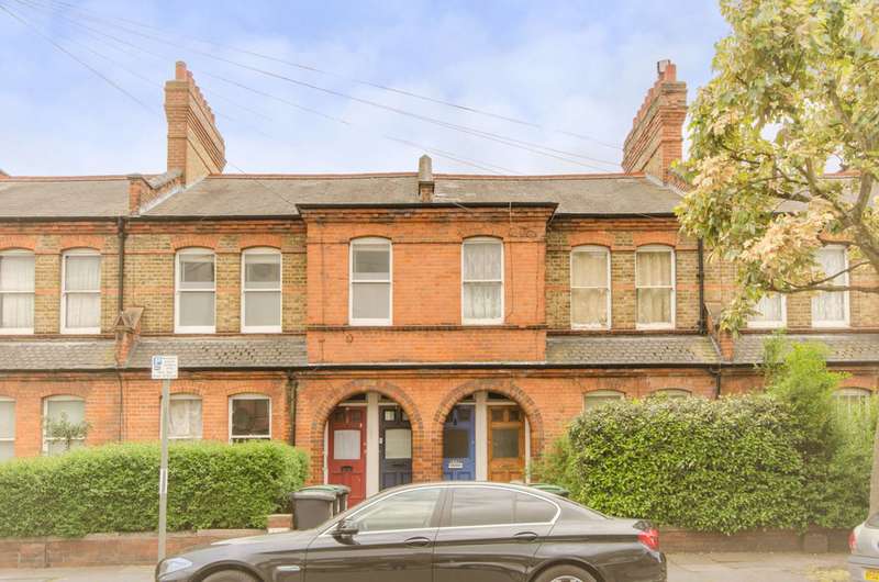 3 Bedroom Flat For Sale In Gladstone Avenue, Wood Green, N22