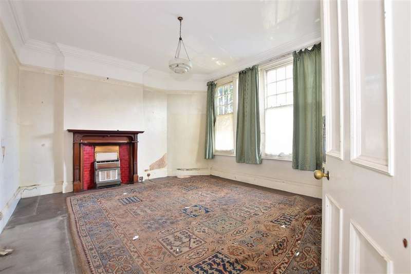 4 Bedroom SemiDetached House For Sale In Victoria Road, , Buckhurst