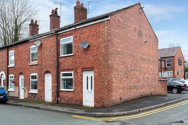 2 Bedroom Property For Sale In Canton Place, Castle, Northwich, CW8
