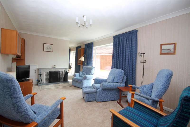 4 Bedroom Detached House For Sale In Frinton Road, Holland On Sea, CO15