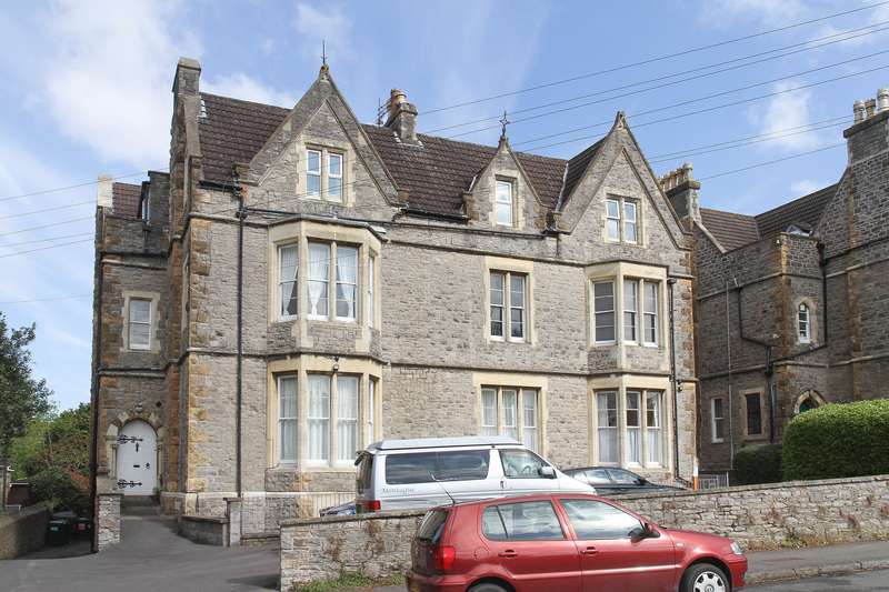 2 Bedroom Property To Rent In Princes Road, Clevedon, BS21