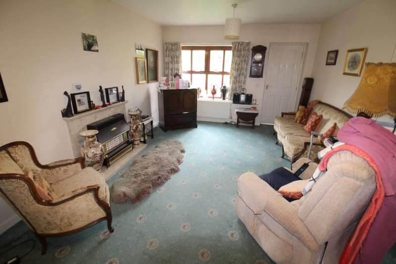2 Bedroom Bungalow For Sale In St. Peters Court, Horbury, Wakefield