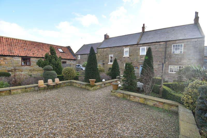 22 Bedroom House For Sale In Staithes, Saltburnbythesea, TS13