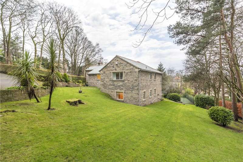 4 Bedroom Detached For Sale In Bingley Road, Shipley, West Yorkshire, BD18