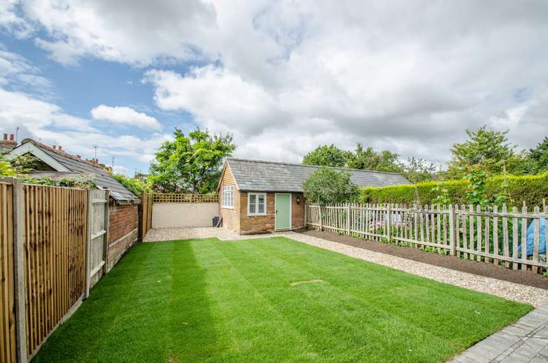 2 Bedroom End Of Terrace House For Sale In Froghall Lane, Walkern