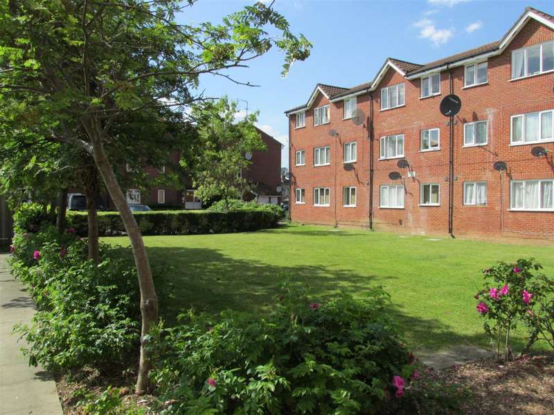 1 Bedroom Studio Flat To Rent In Linnet Close, Edmonton, N9