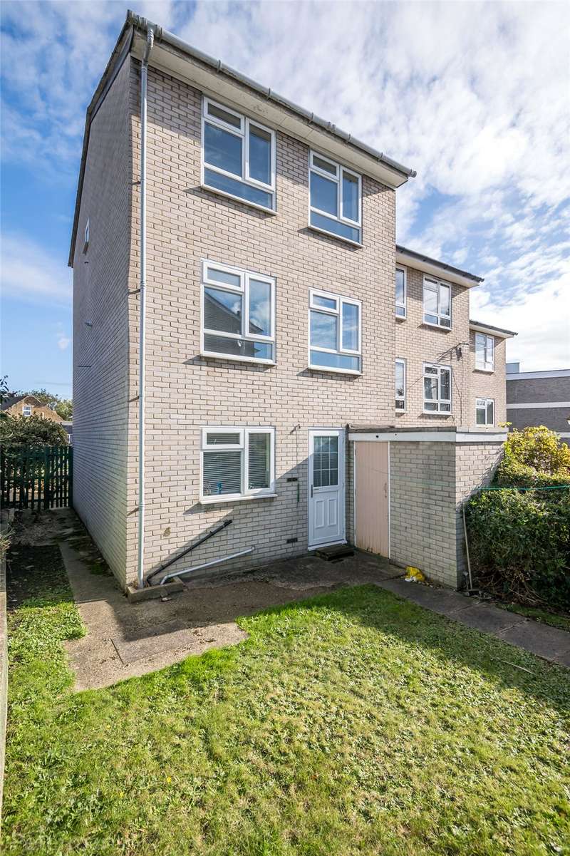 4 Bedroom End Of Terrace House For Sale In Halifax Street, Sydenham