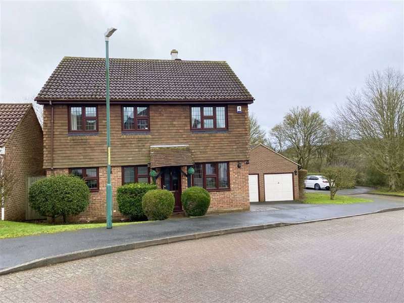 Houses for sale & to rent in DA3 7LF, Longfield Avenue,,Longfield, New