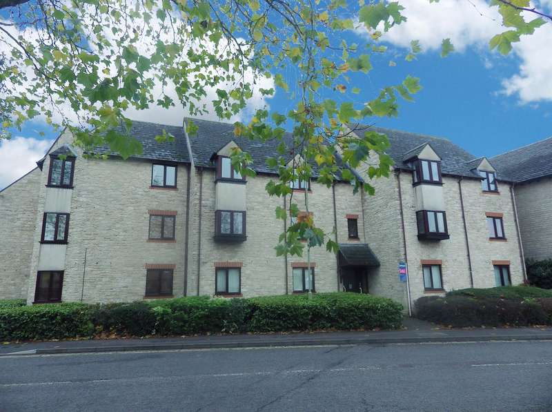 2 Bedroom Apartment To Rent In 18 Langdale Gate, Witney, Oxfordshire, OX28