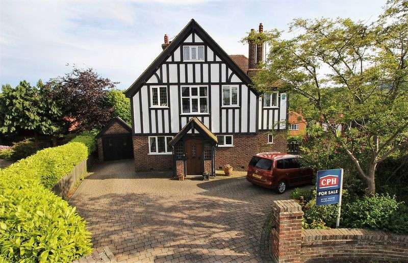 4 Bedroom Home For Sale In Stepney Close, Scarborough, YO12