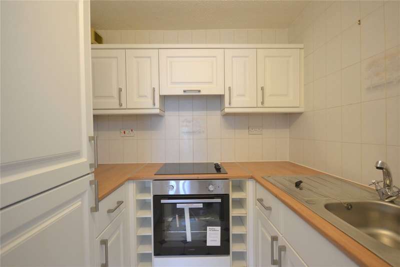 2 Bedroom Apartment To Rent In Marine Road, Colwyn Bay, LL29