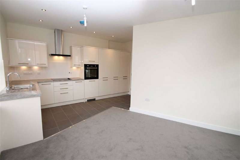2 Bedroom Apartment To Rent In Grafton Street, Altrincham, WA14