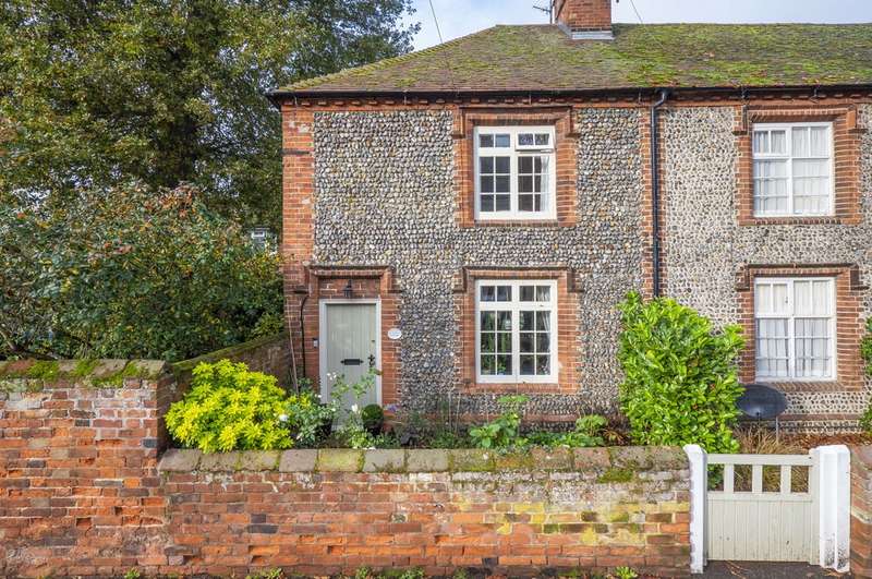 2 Bedroom Cottage For Sale In Long Melford, Sudbury, CO10