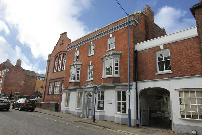 1 Bedroom Apartment To Rent In Lower High Street, Stourbridge, DY8