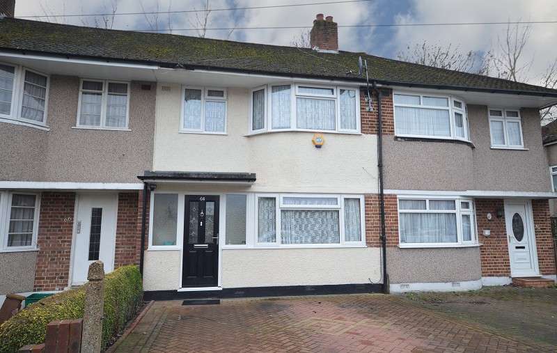 3 Bedroom Terraced House For Sale In Riverside Drive, Mitcham, Surrey, CR4