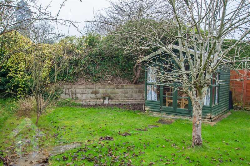 2 Bedroom Semi Detached Bungalow For Sale In Clarendon Drive, Royal