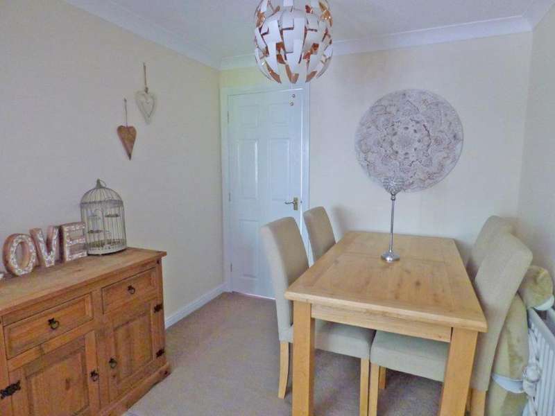 3 Bedroom End Of Terrace To Rent In Whitestone Drive, East Morton, BD20