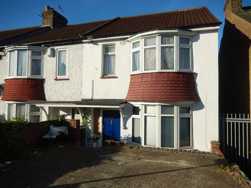 1 Bedroom Ground Maisonette Flat To Rent In Palmerston Road, Chatham, Kent. ME4