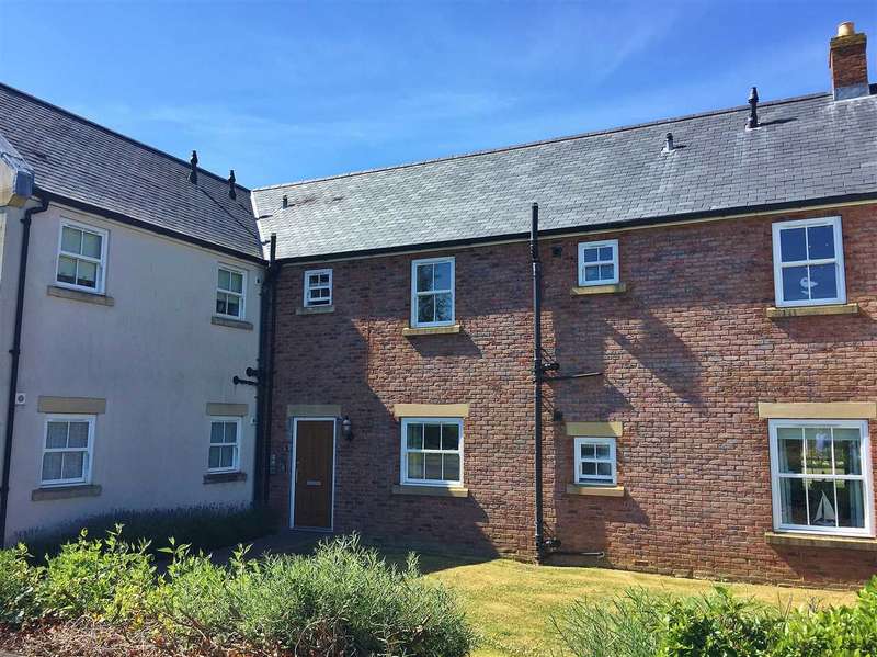 2 Bedroom Apartment Flat For Sale In The Parade, The Bay, Filey, YO14