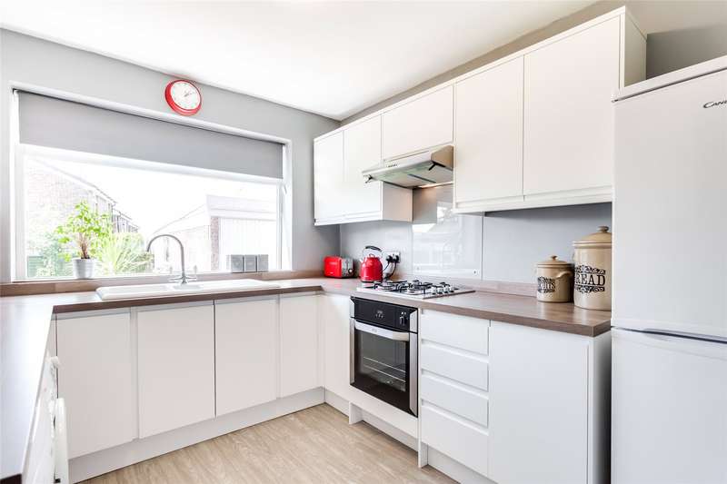 3 Bedroom Semi Detached Bungalow For Sale In White Lee Road, Batley