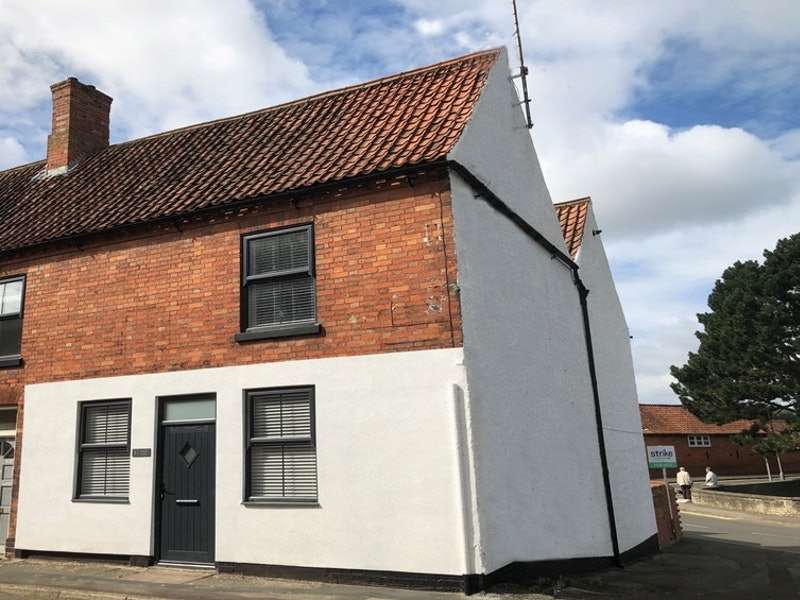 3 Bedroom Cottage For Sale In Church Street, Ollerton, Newark