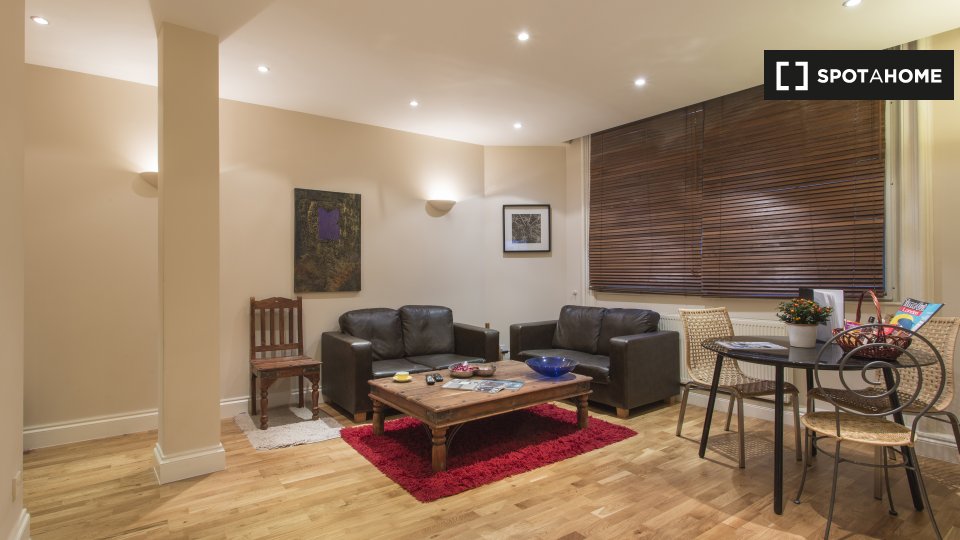 1 Bedroom Flat To Rent In Bishopsgate, EC2M