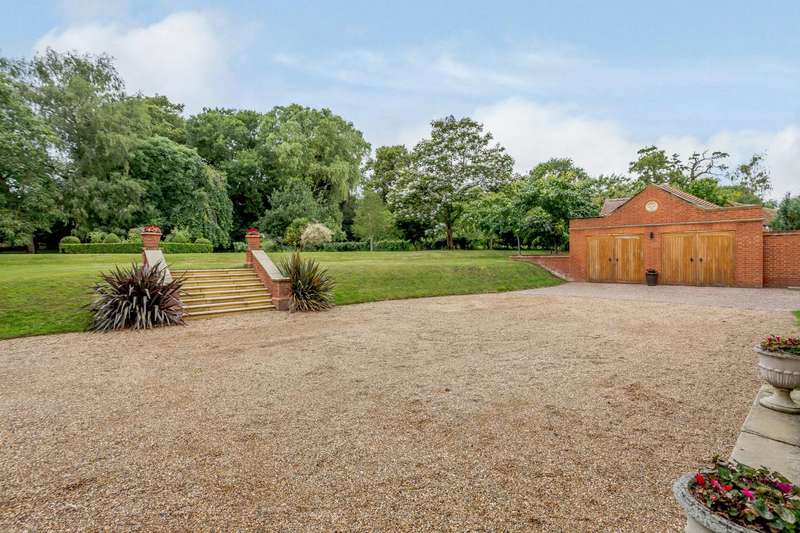 5 Bedroom Home For Sale In Station Road, Blunham, Bedford, Bedfordshire