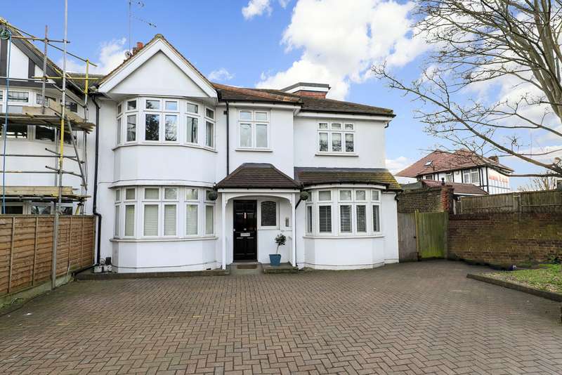Home For Sale In Whitton Road, Twickenham, TW1