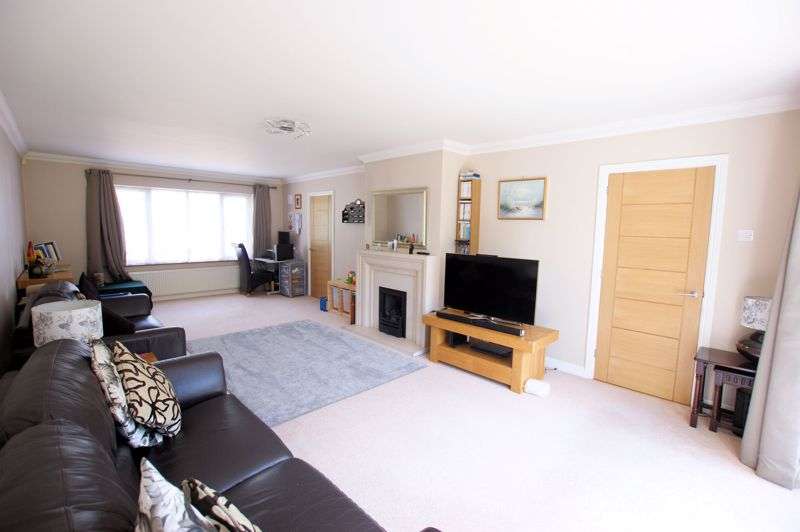 4 Bedroom Property For Sale In The Ridgeway, Down End, Fareham, PO16