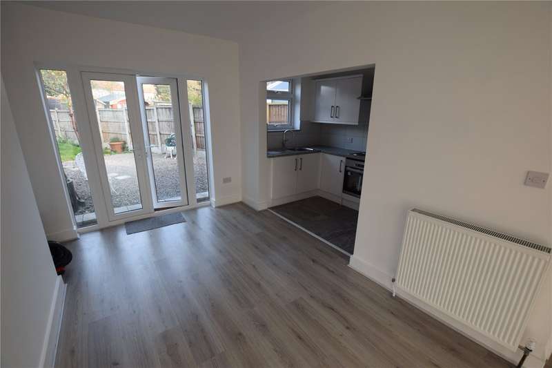 3 Bedroom SemiDetached House For Sale In Eddy Close, Romford, RM7