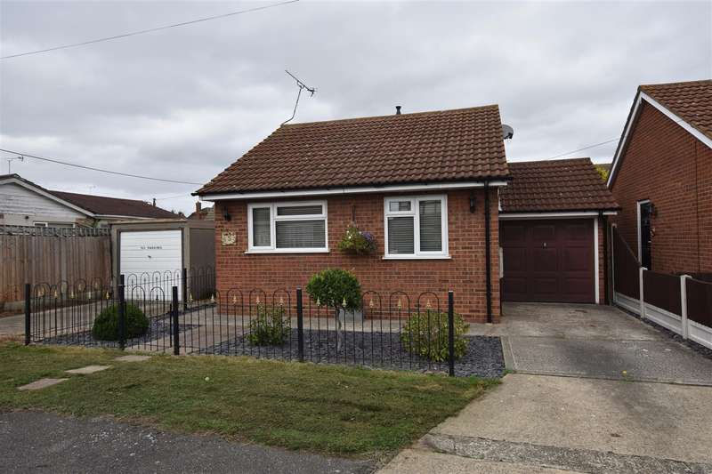 1 Bedroom Detached Bungalow To Rent In Corona Road, Canvey Island, SS8