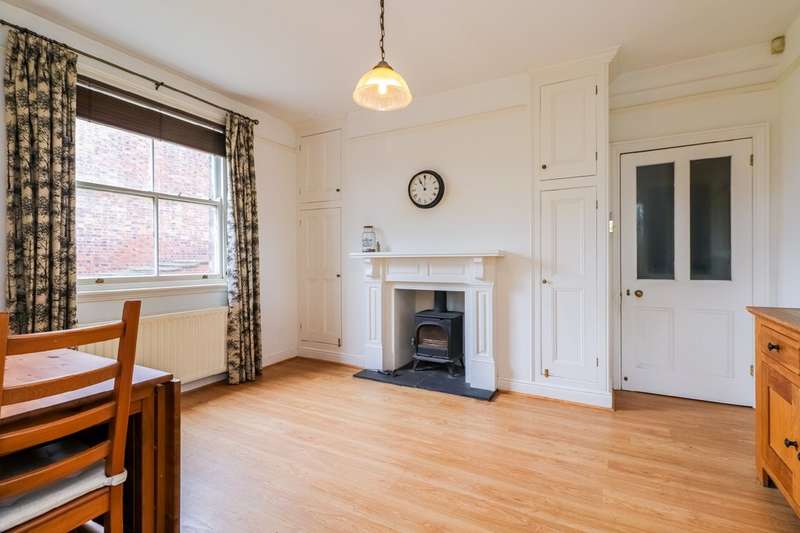 6 Bedroom SemiDetached House For Sale In Agbrigg Road, Wakefield, WF2