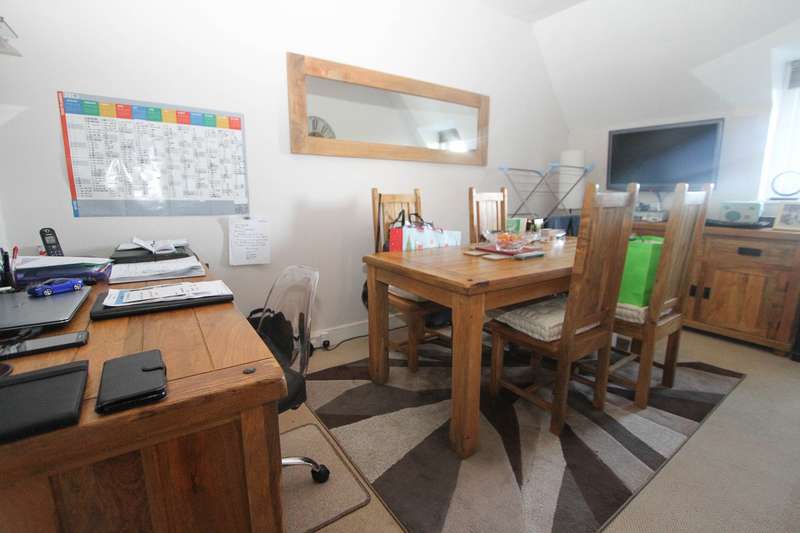 2 Bedroom Home To Rent In Cambridge Road, Clevedon, BS21