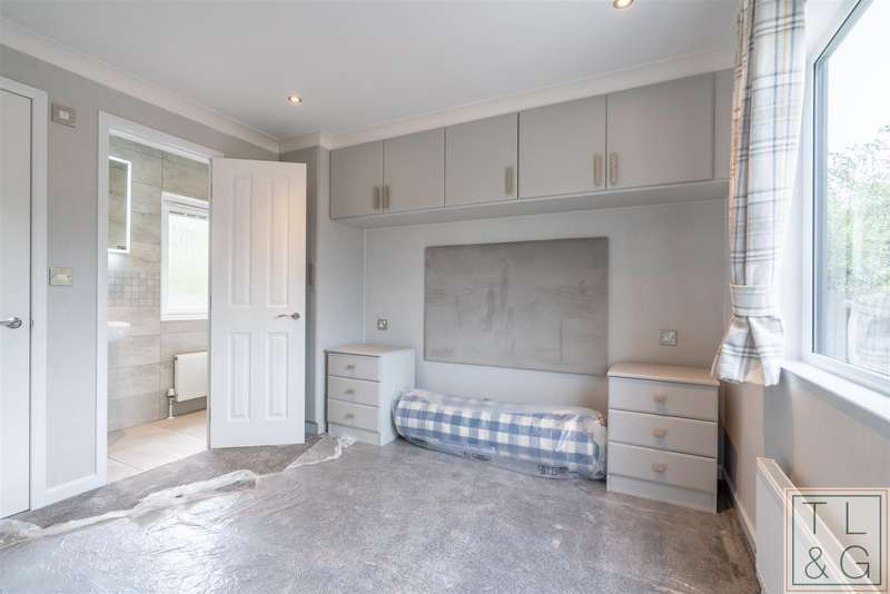 2 Bedroom Park Home For Sale In Broadway Road, Evesham, WR11