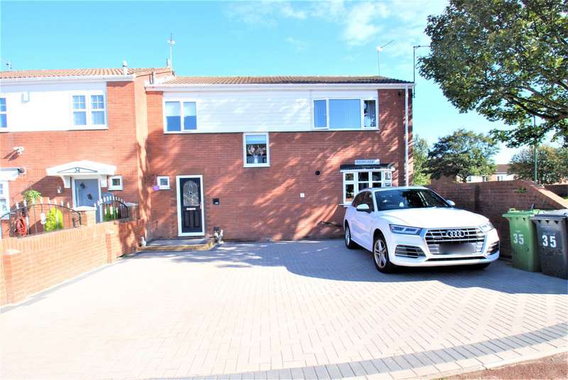 4 Bedroom House For Sale In Blyth Court, South Shields, NE34