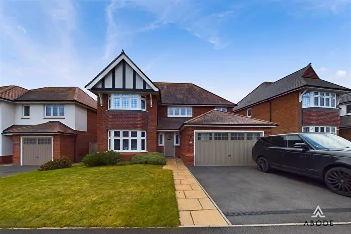 4 Bedroom Detached House For Sale In Lionheart Lane, Stretton, Burton-On-Trent, DE13